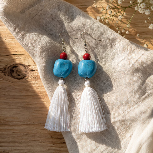 Nila Earrings with White Tassles