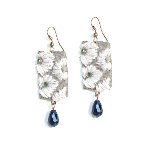 Mint Rectangular white Flowers